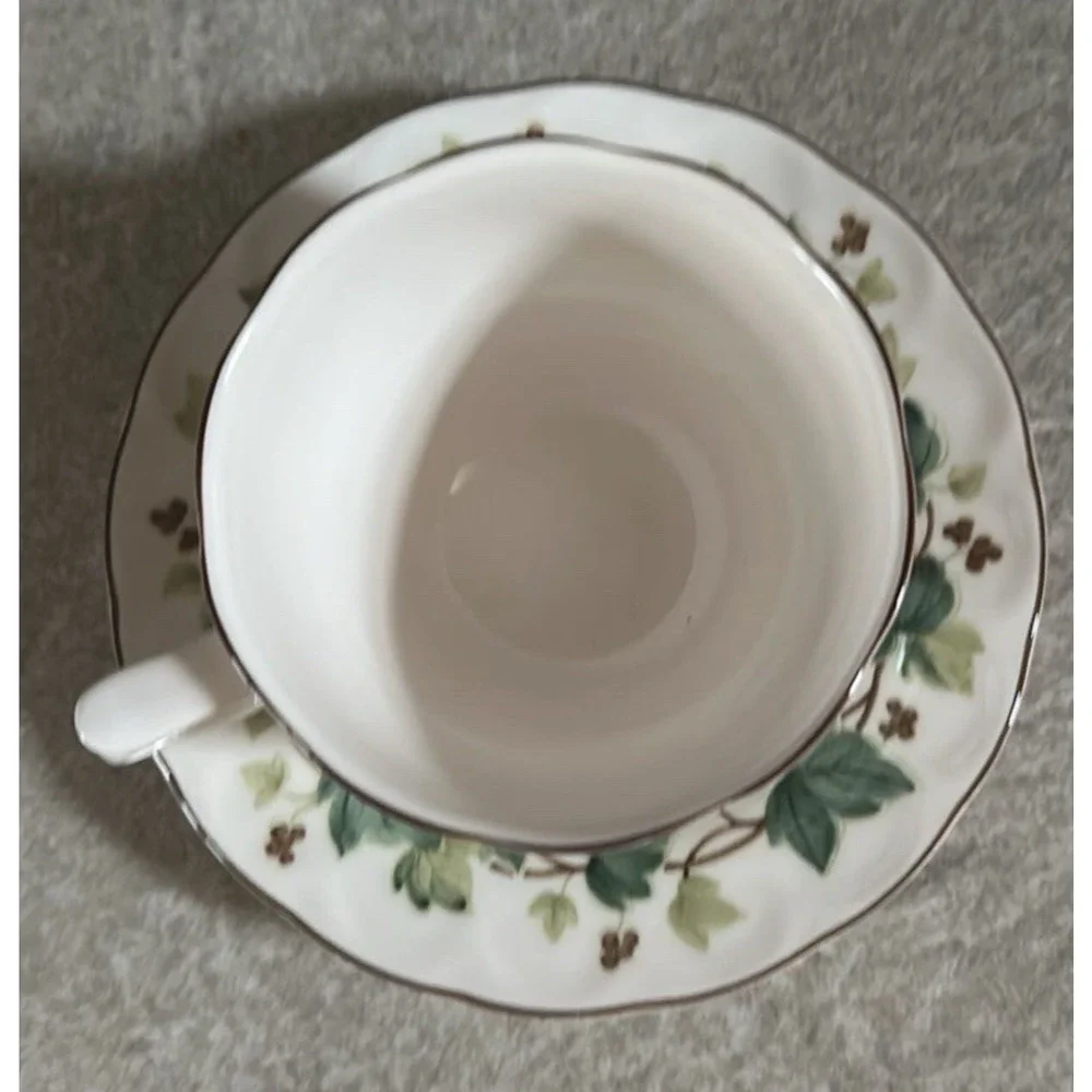 Nikko Tableware Casual Living Greenwood Green Ivy cup & saucer